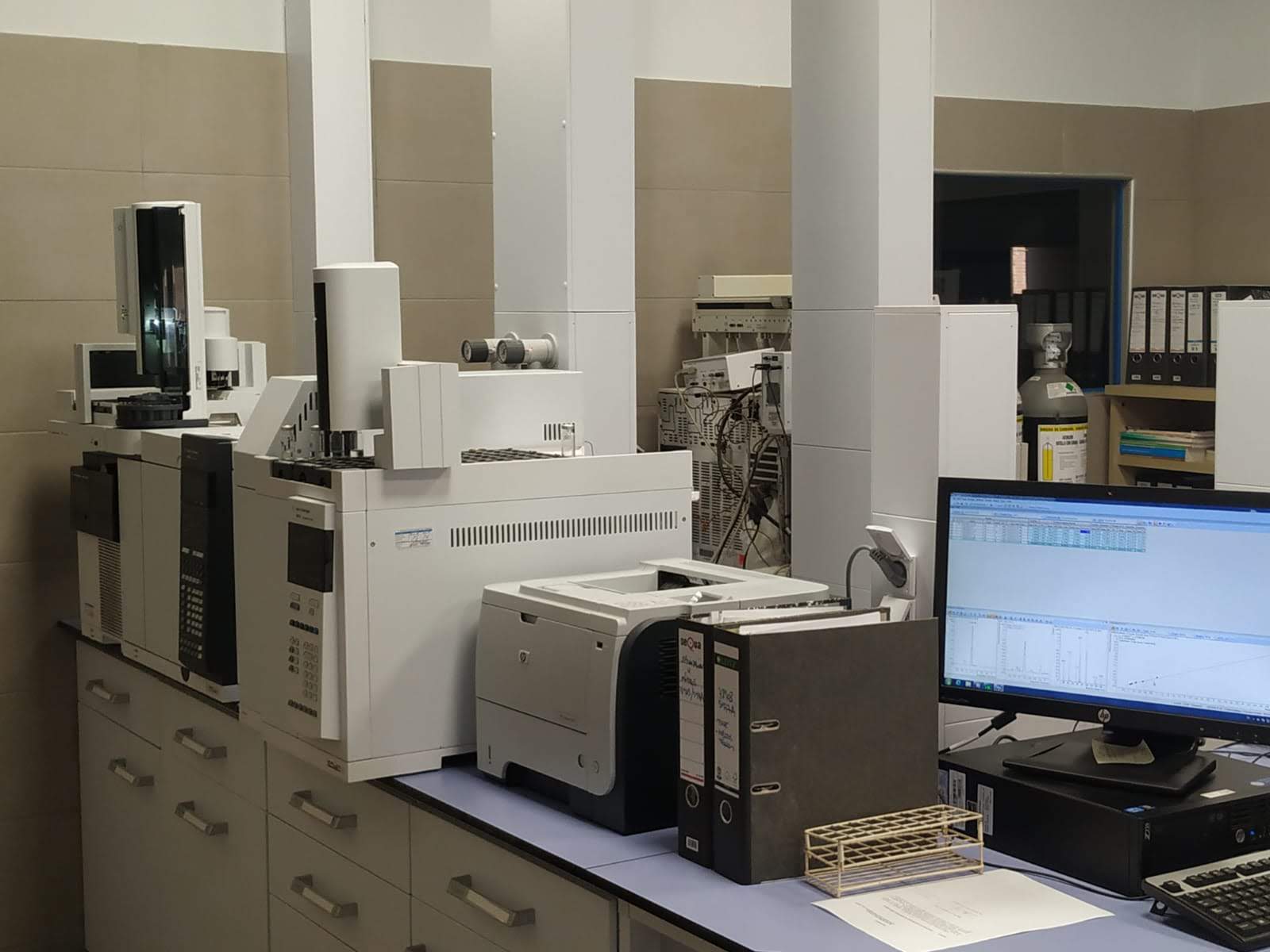 Cromatógrafo de gases/masas con inyector para volátiles (1)